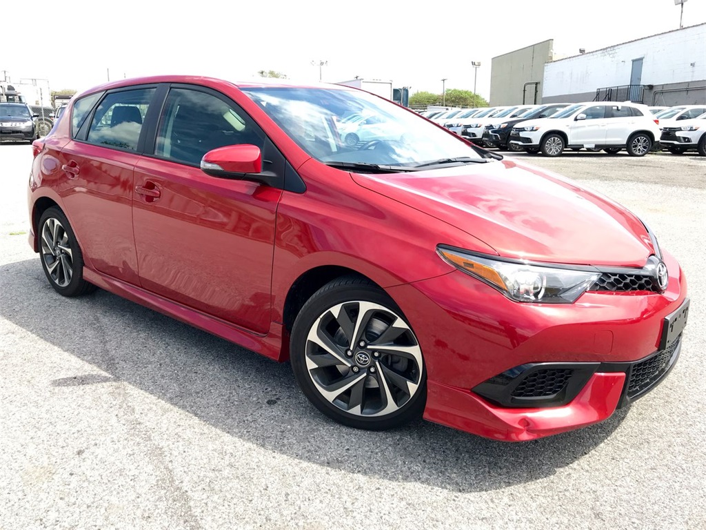 Pre-Owned 2017 Toyota Corolla iM Base 5D Hatchback in Richmond Hill ...